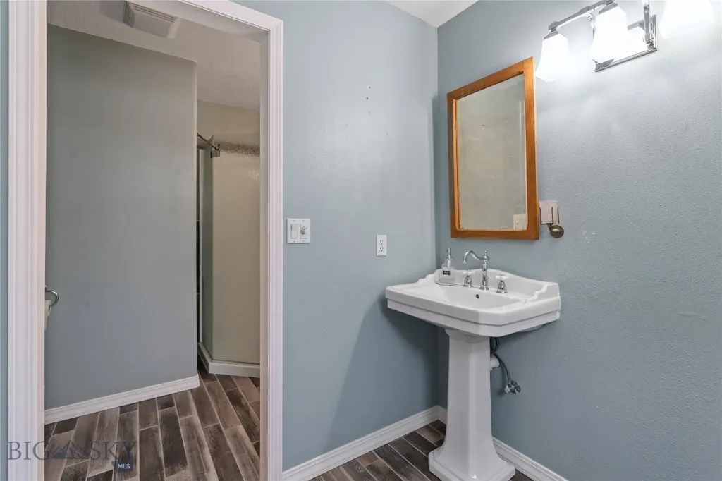 56 Poplar Drive Bozeman MT 59718