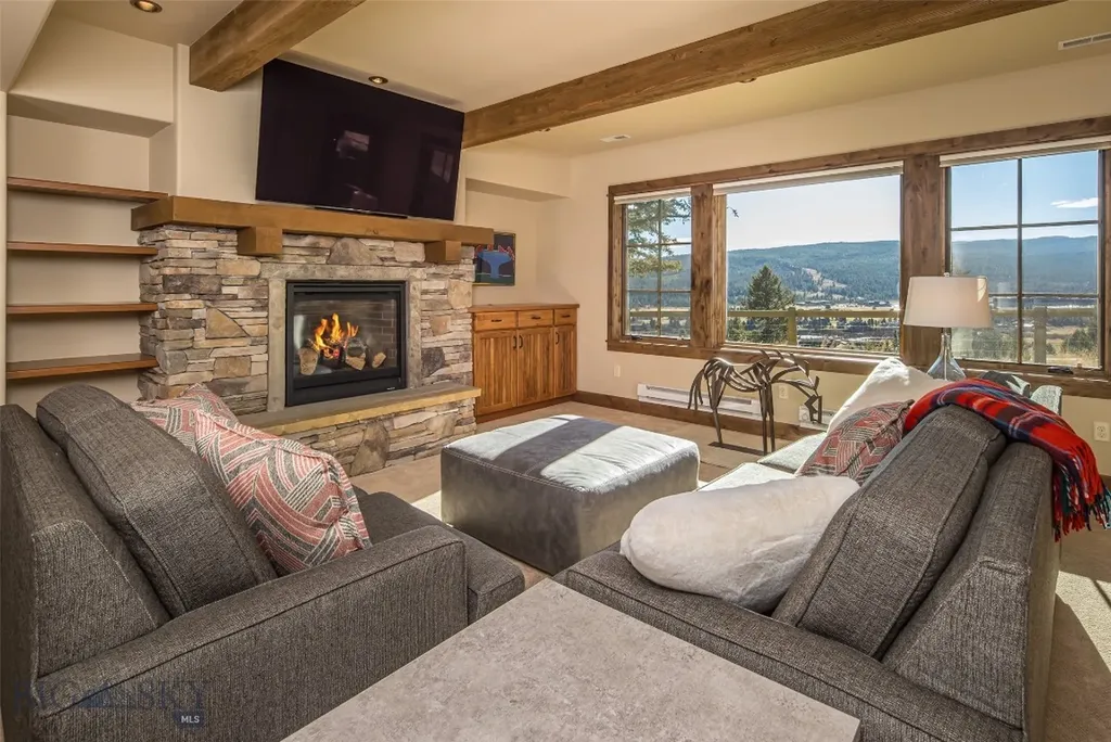 2325 Crazy Horse Big Sky MT 59716