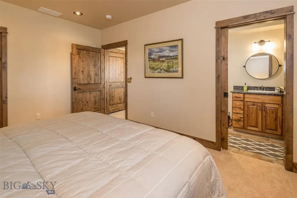 2325 Crazy Horse Big Sky MT 59716