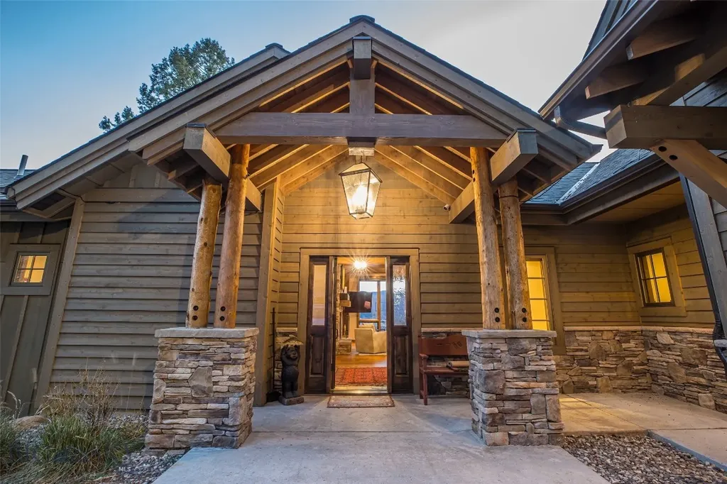 2325 Crazy Horse Big Sky MT 59716