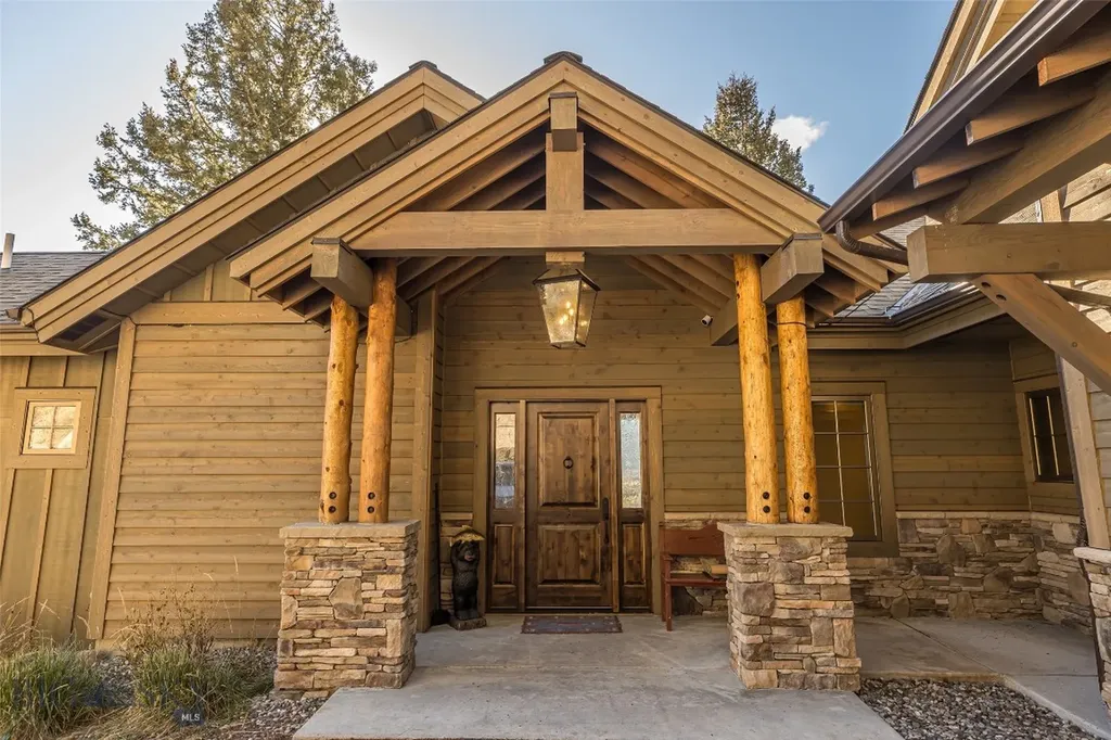 2325 Crazy Horse Big Sky MT 59716