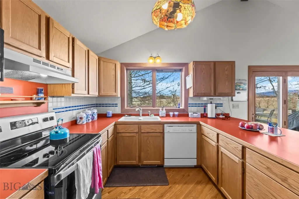 530 Rocky Road Bozeman MT 59718