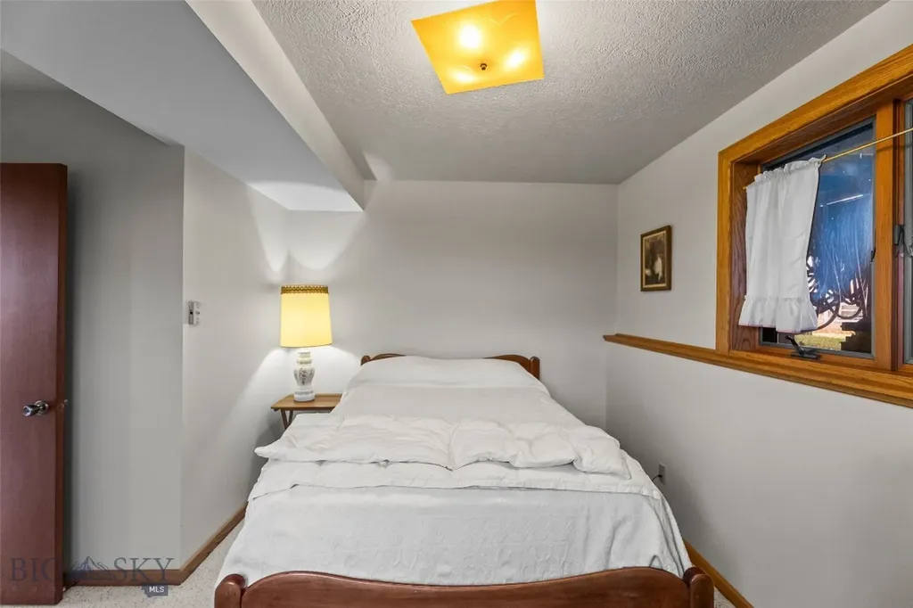 530 Rocky Road Bozeman MT 59718