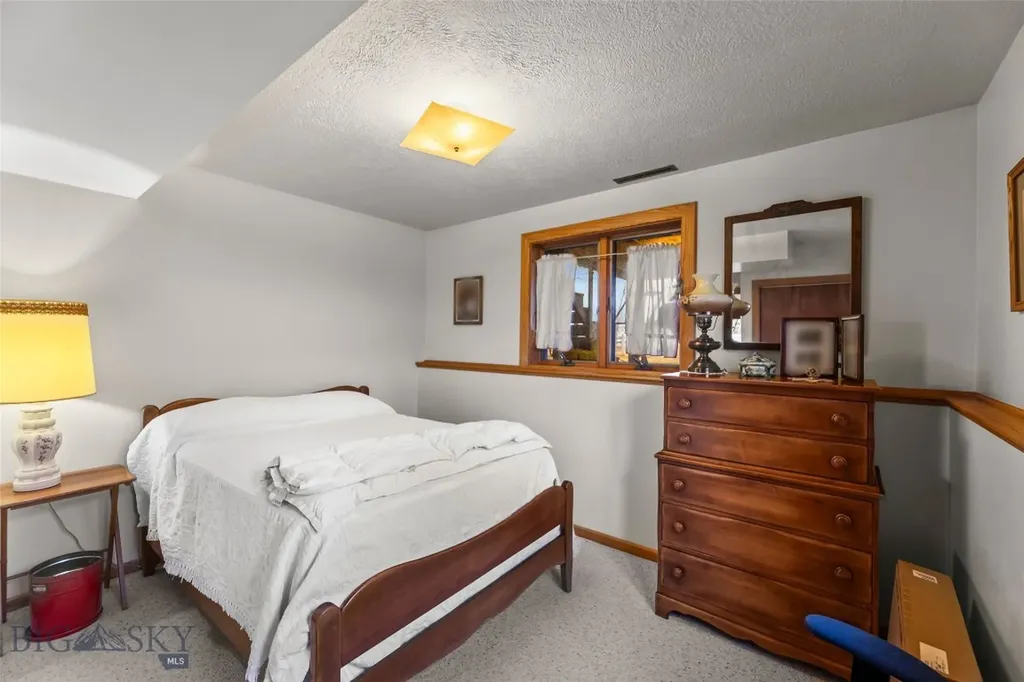 530 Rocky Road Bozeman MT 59718