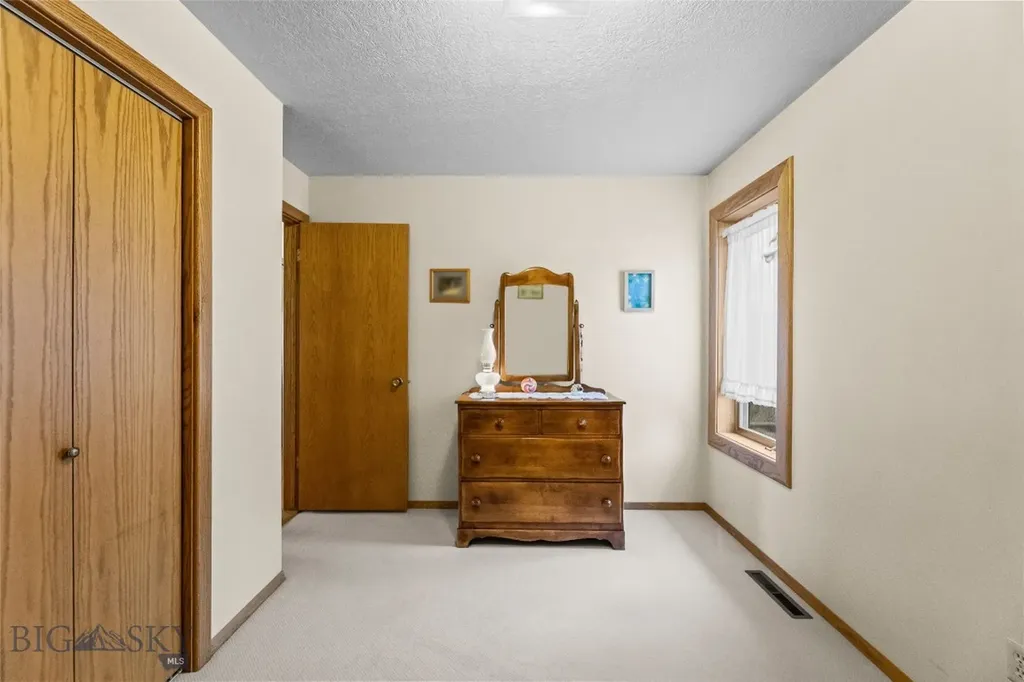 530 Rocky Road Bozeman MT 59718
