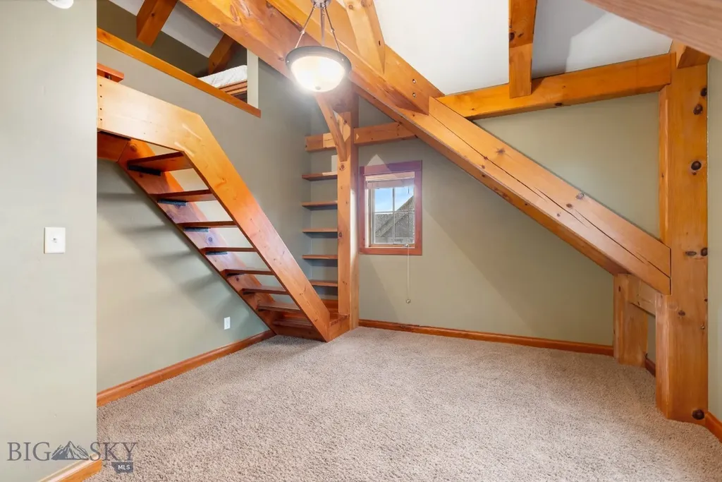245 Kunje Boulevard Manhattan MT 59741