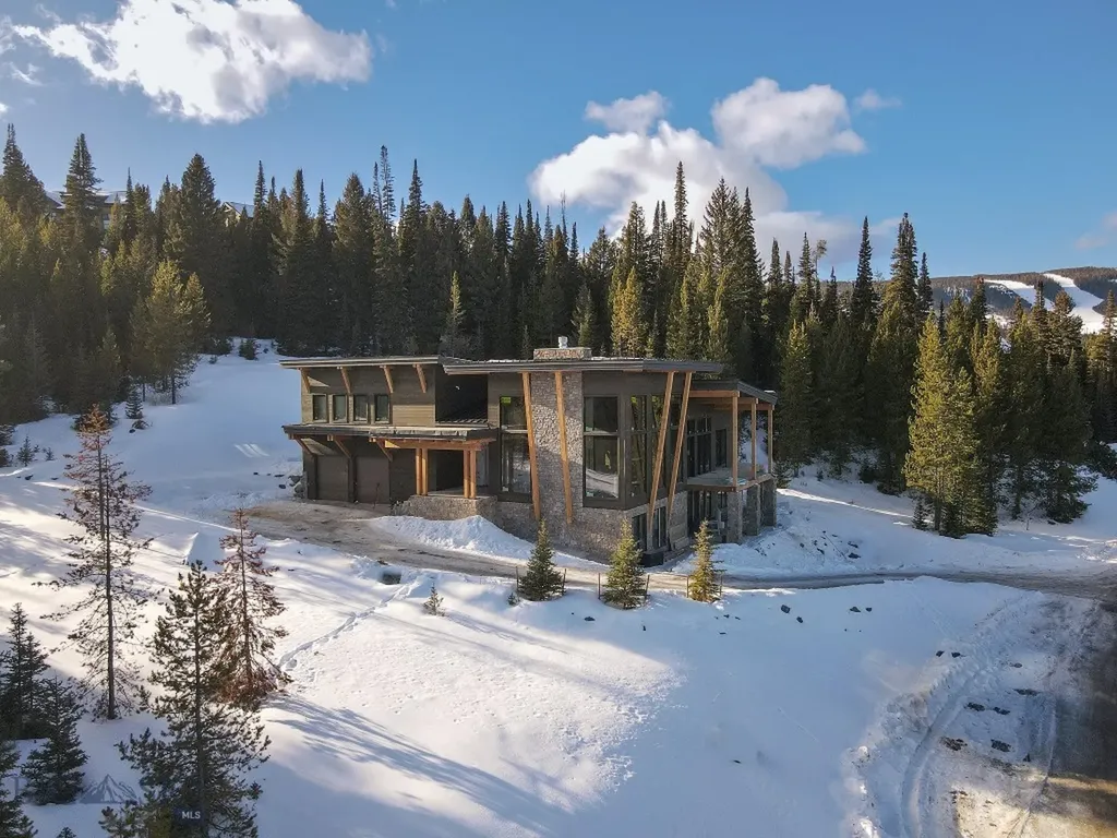 58 Wildridge Fork Big Sky MT 59716