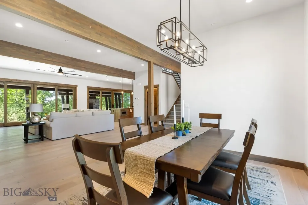 33 Leachman Lane Bozeman MT 59718