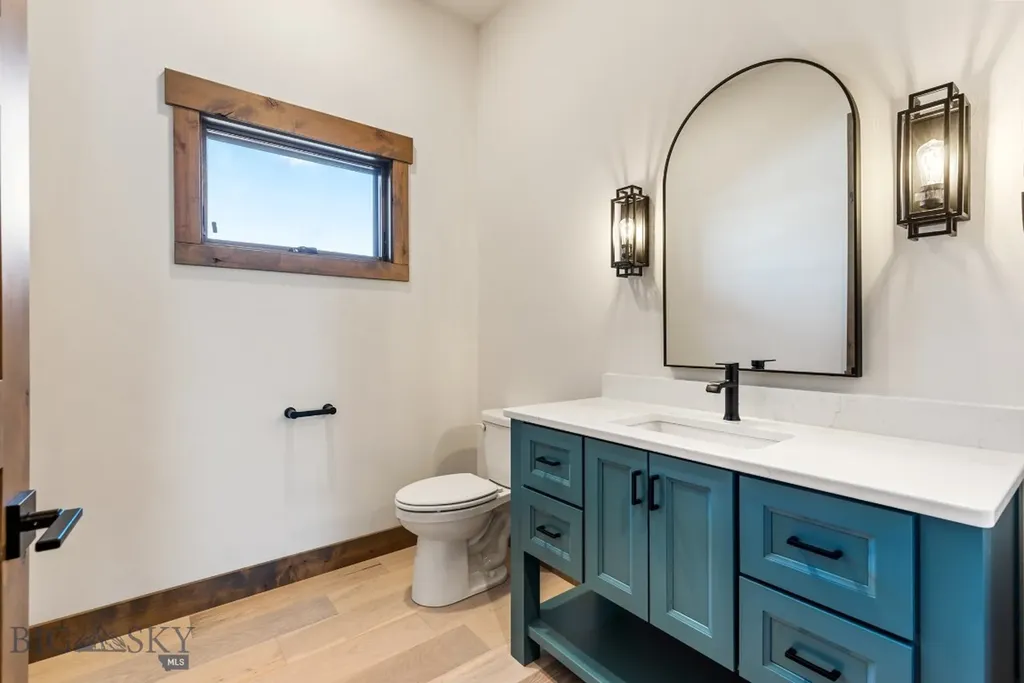 33 Leachman Lane Bozeman MT 59718