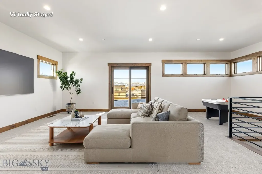 33 Leachman Lane Bozeman MT 59718