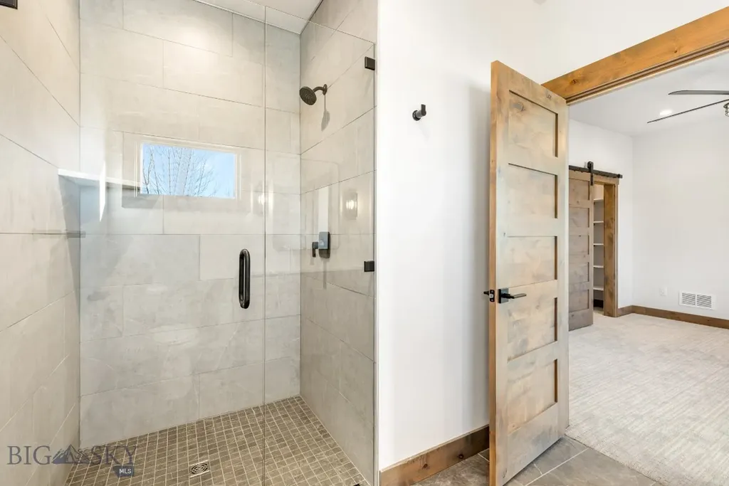 33 Leachman Lane Bozeman MT 59718