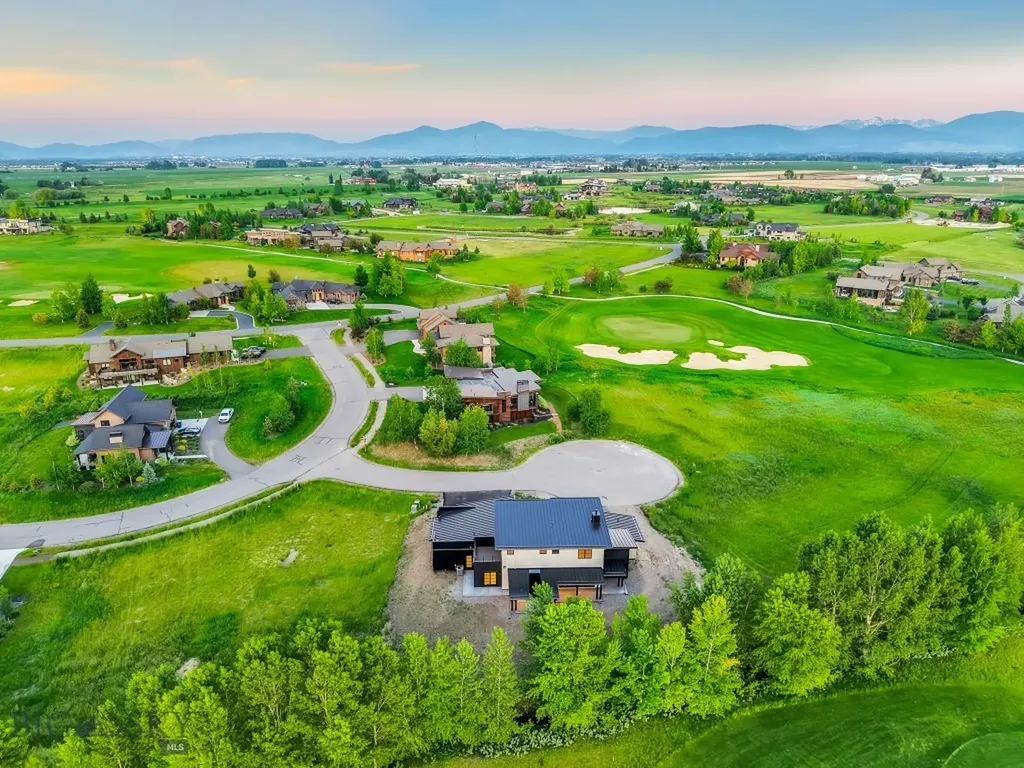 33 Leachman Lane Bozeman MT 59718