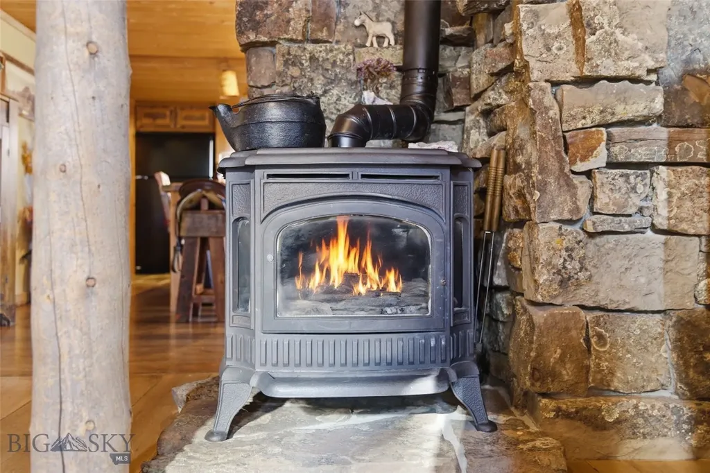 192 Mountain Brook Road Livingston MT 59047