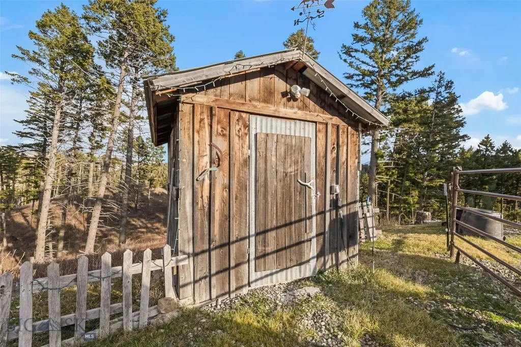 192 Mountain Brook Road Livingston MT 59047