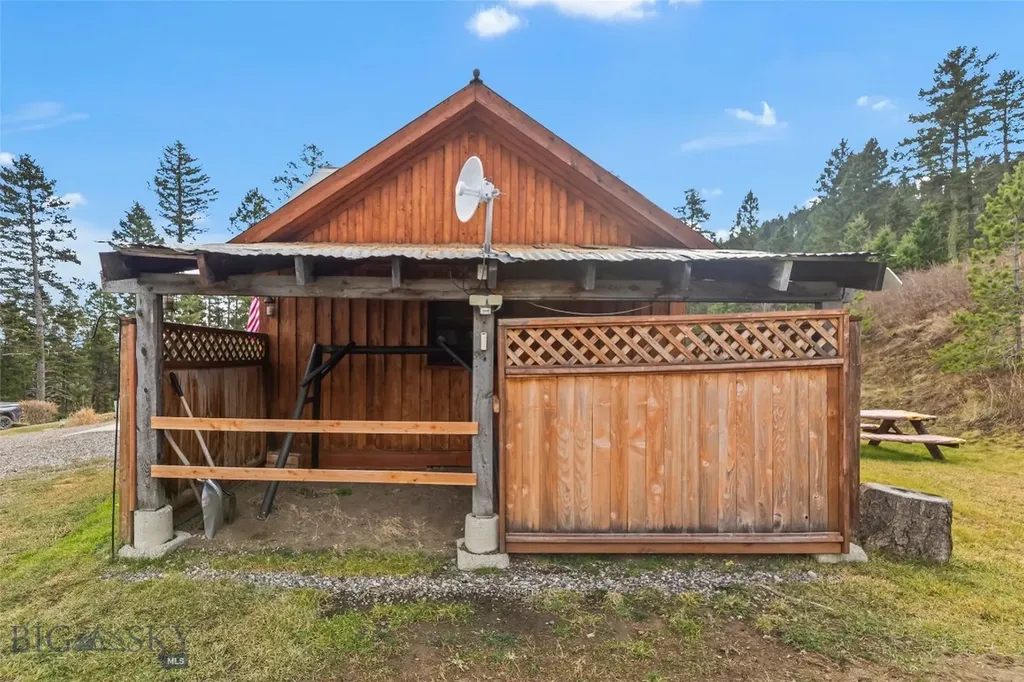192 Mountain Brook Road Livingston MT 59047