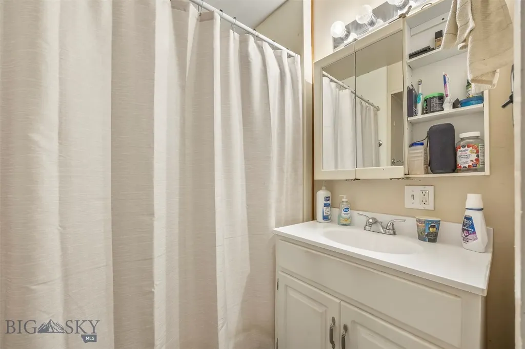 522 W Park Butte MT 59701