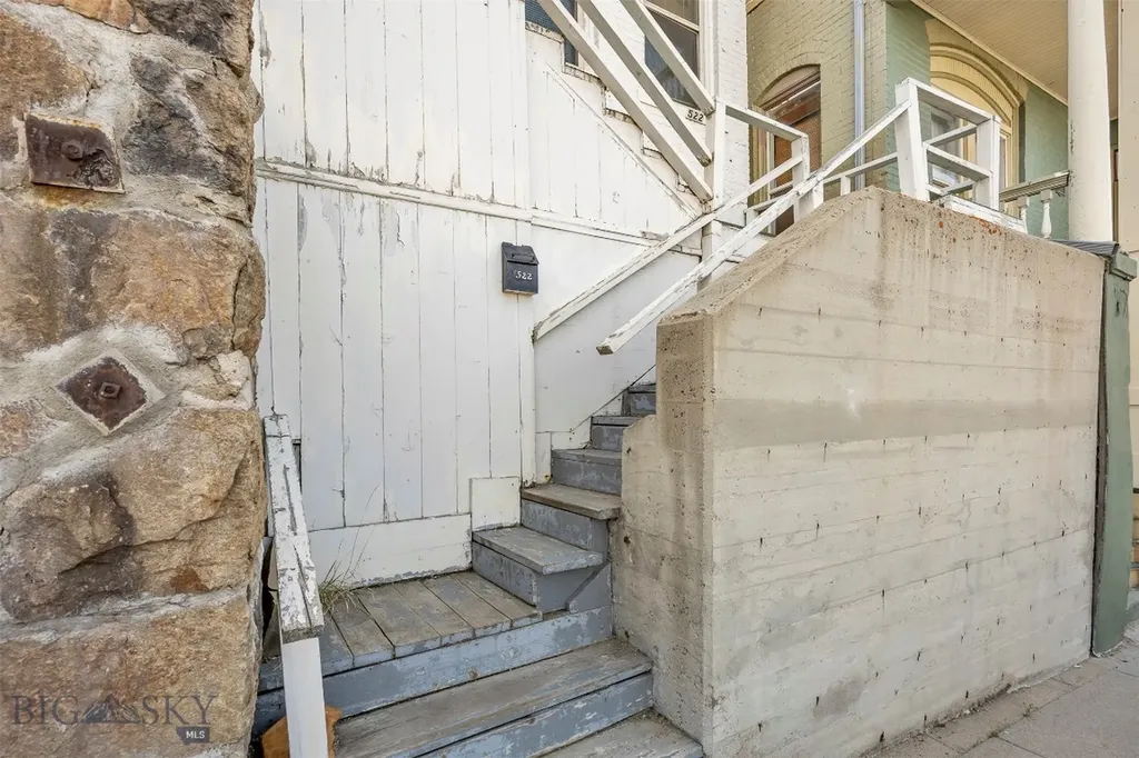 522 W Park Butte MT 59701