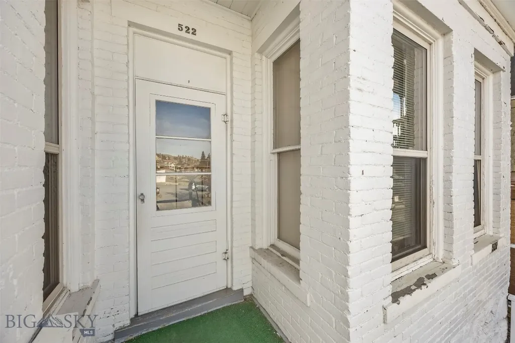 522 W Park Butte MT 59701