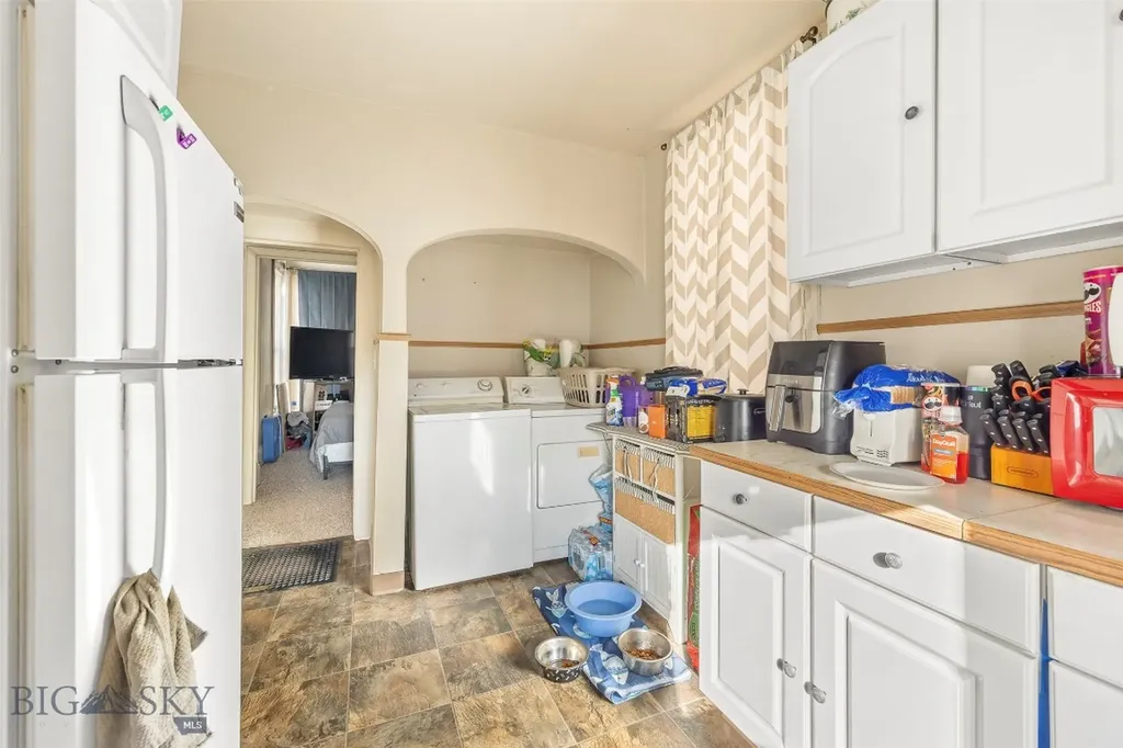 522 W Park Butte MT 59701