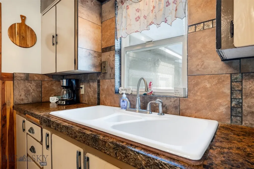 120 Juniper Street Anaconda MT 59711