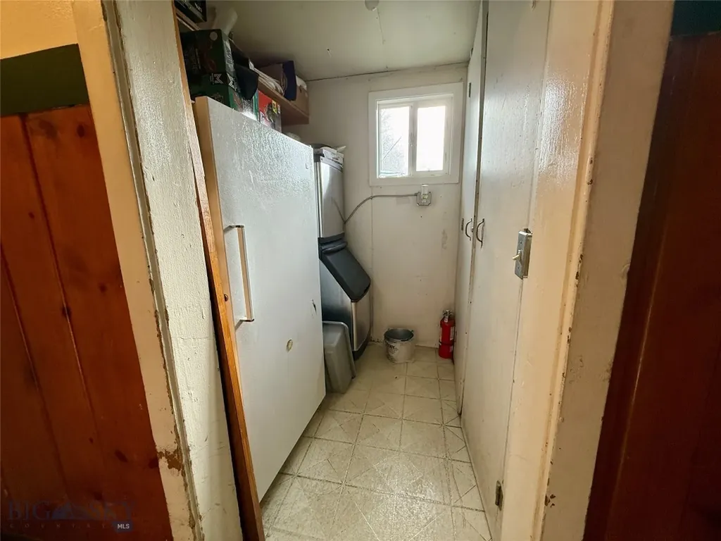 11 E Washington Avenue Chester MT 59522