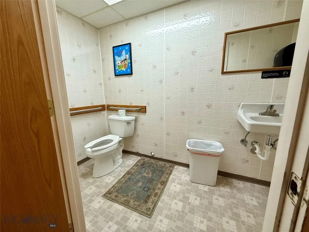 11 E Washington Avenue Chester MT 59522