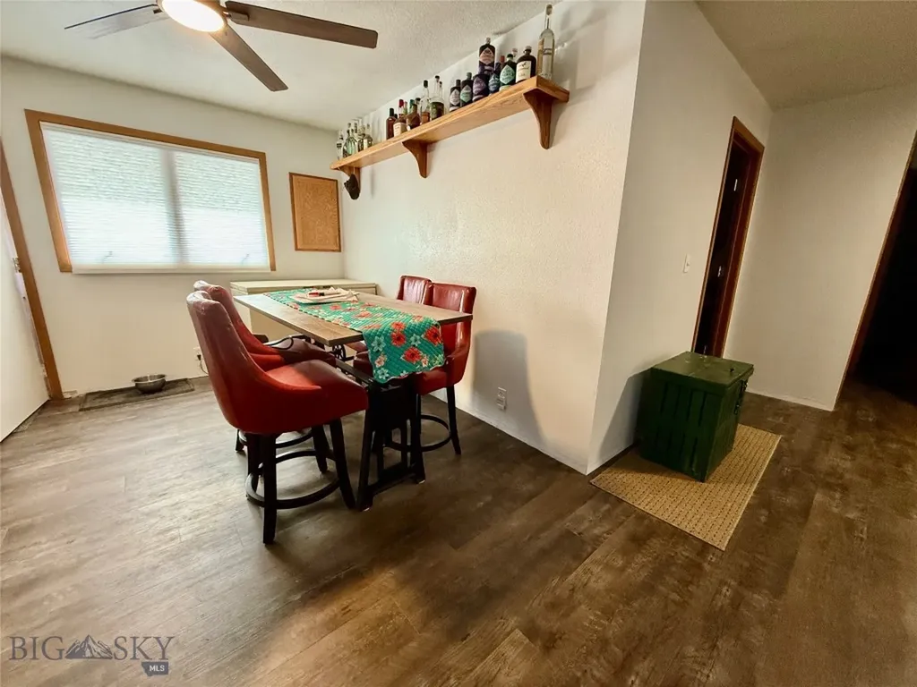 11 E Washington Avenue Chester MT 59522