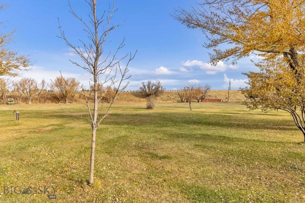 16 Loves Lane Livingston MT 59047