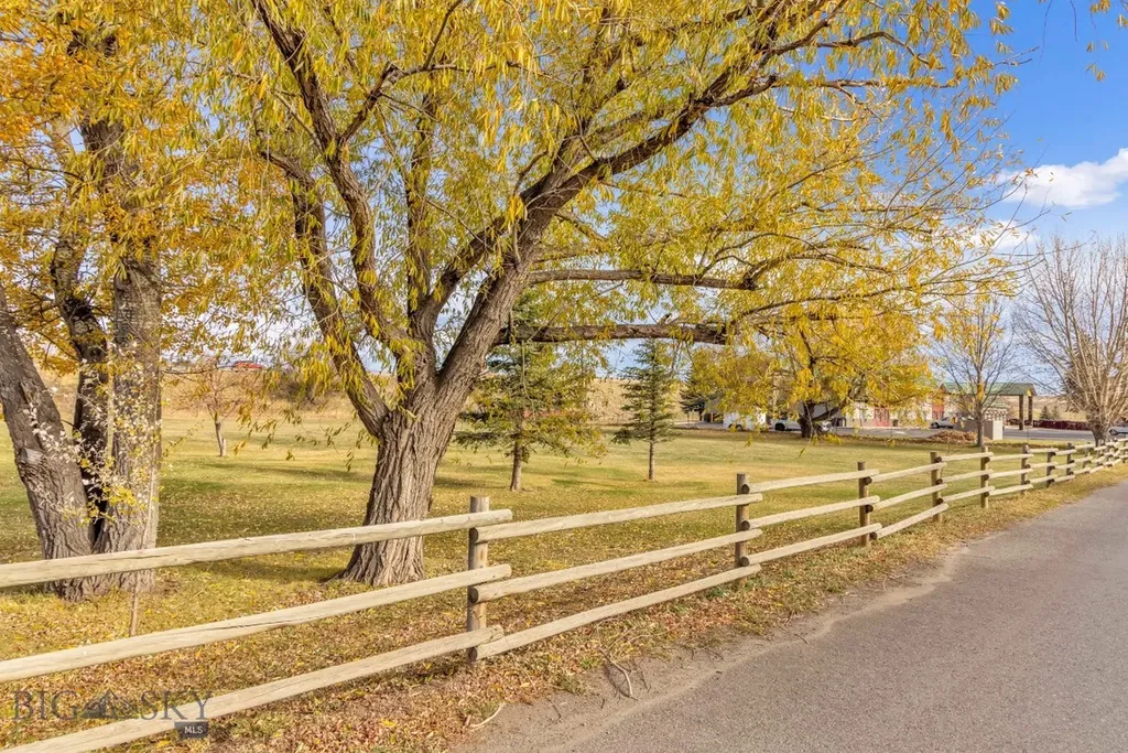 16 Loves Lane Livingston MT 59047