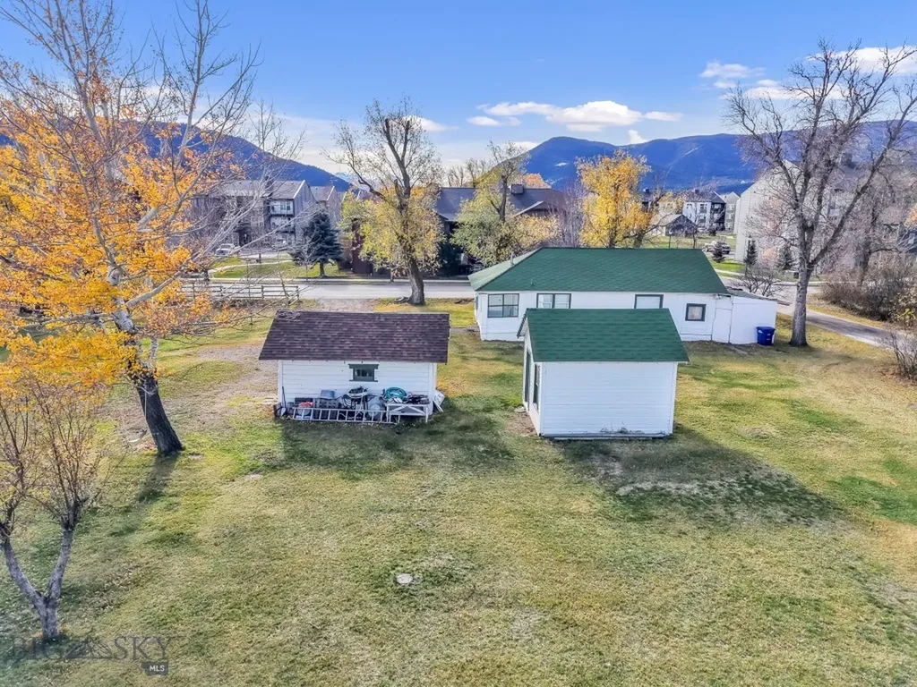 16 Loves Lane Livingston MT 59047