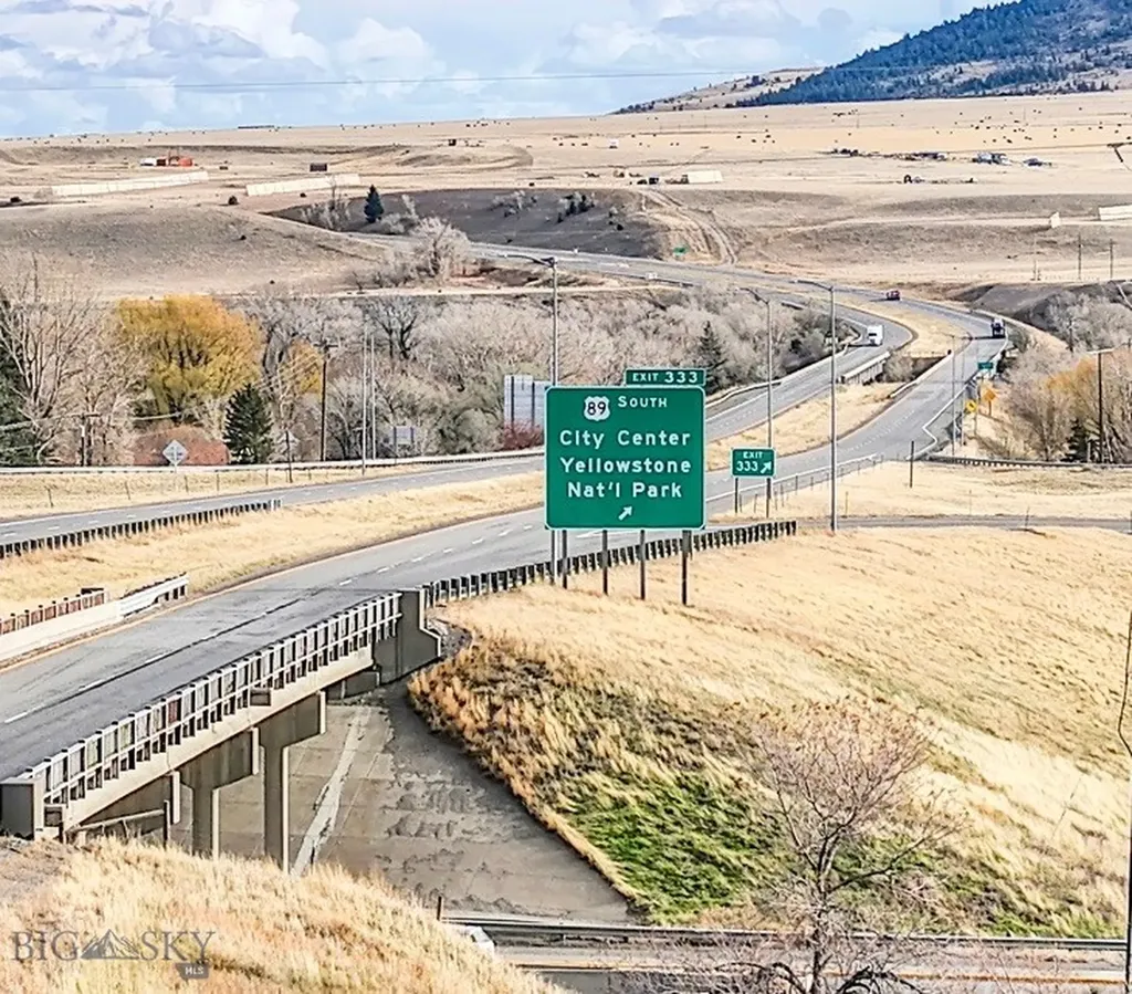 16 Loves Lane Livingston MT 59047