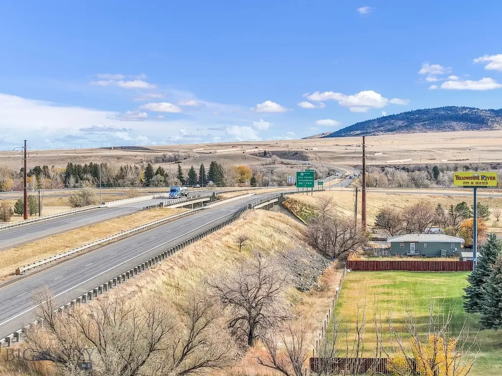 16 Loves Lane Livingston MT 59047