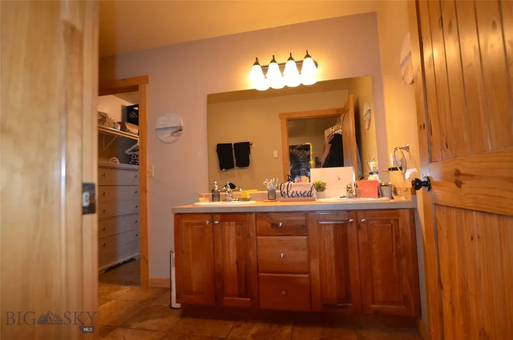 43 Tobacco Root Dillon MT 59725