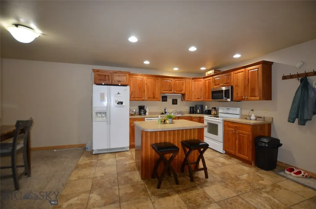 43 Tobacco Root Dillon MT 59725