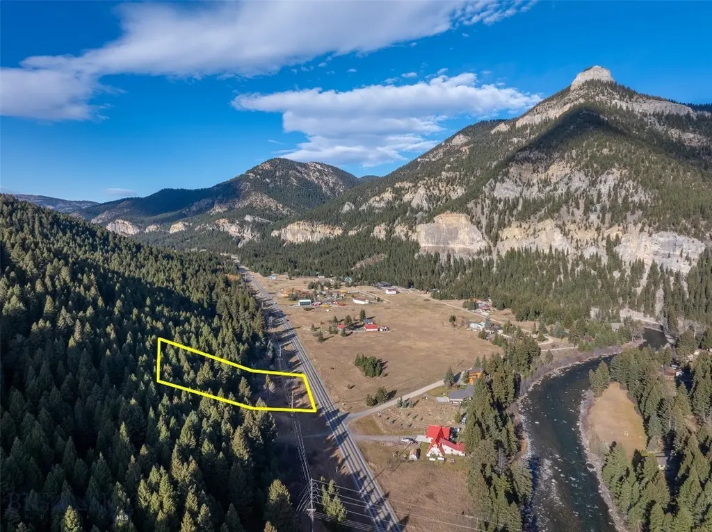 29 Old Hell Roaring Trail Gallatin Gateway MT 59730