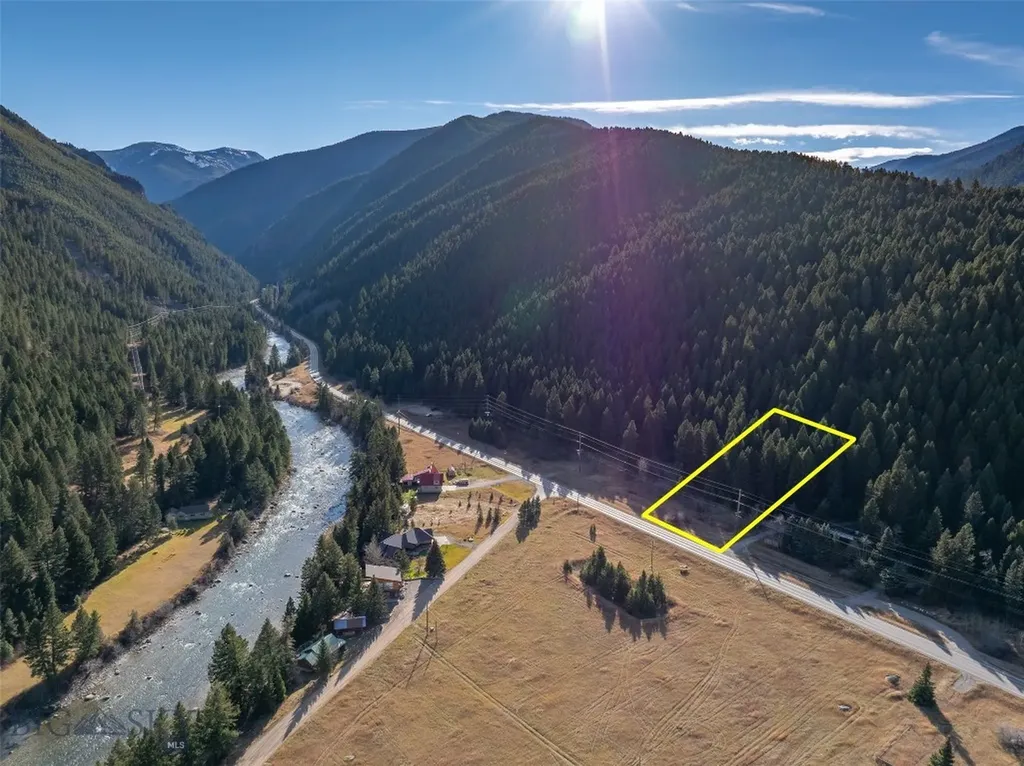 29 Old Hell Roaring Trail Gallatin Gateway MT 59730