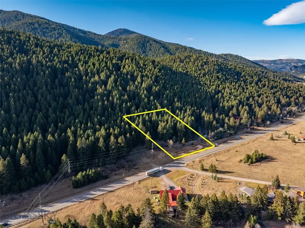 29 Old Hell Roaring Trail Gallatin Gateway MT 59730