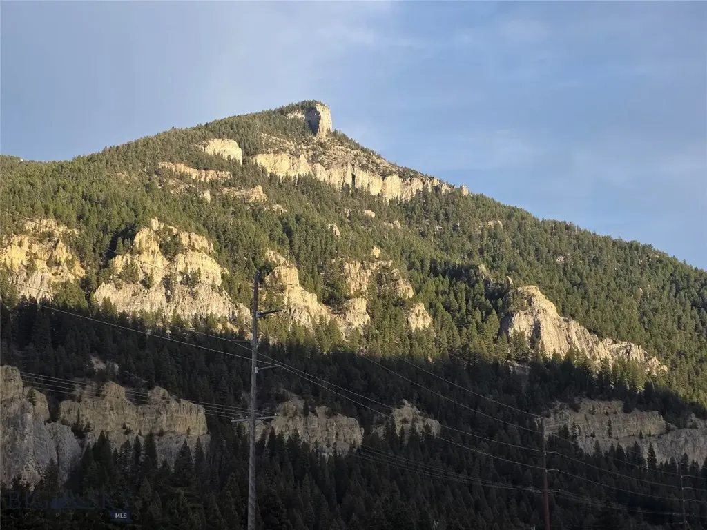29 Old Hell Roaring Trail Gallatin Gateway MT 59730