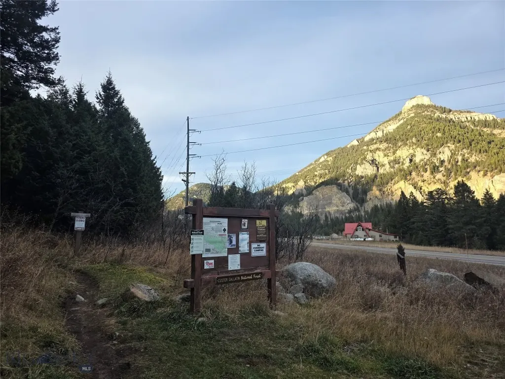 29 Old Hell Roaring Trail Gallatin Gateway MT 59730