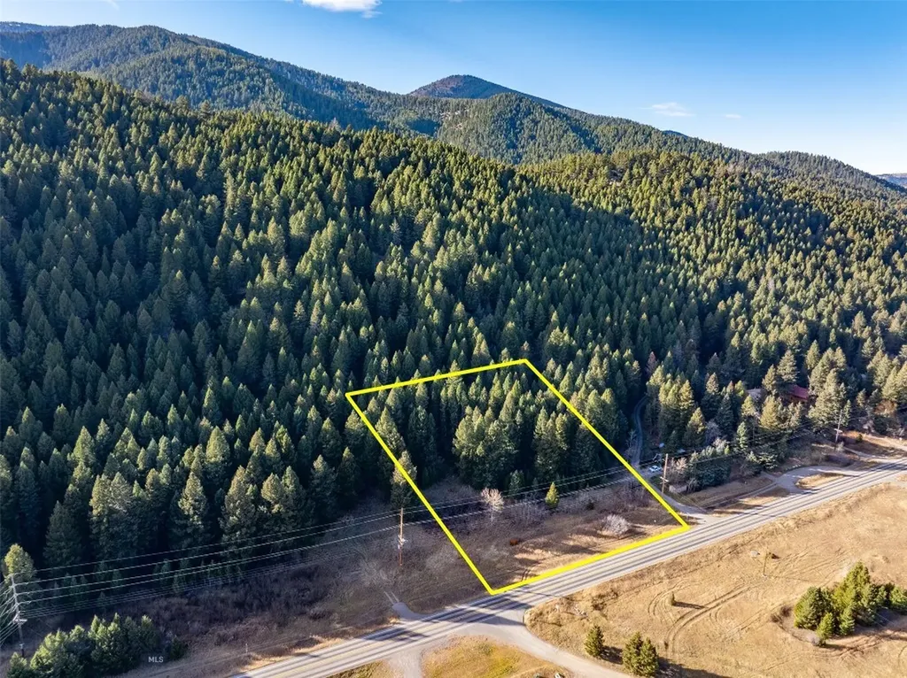 29 Old Hell Roaring Trail Gallatin Gateway MT 59730