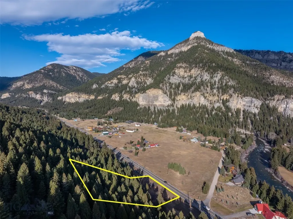 29 Old Hell Roaring Trail Gallatin Gateway MT 59730