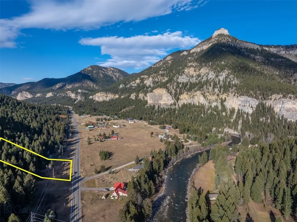 29 Old Hell Roaring Trail Gallatin Gateway MT 59730