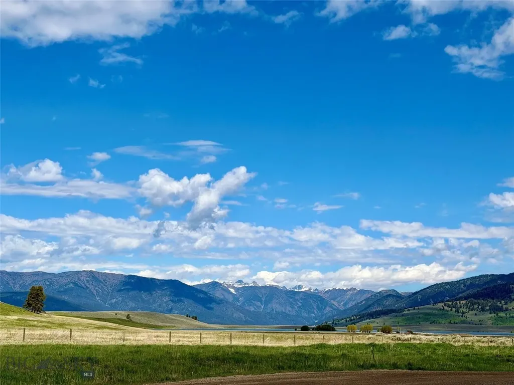 Nnn Buffalo Drive West Yellowstone MT 59758