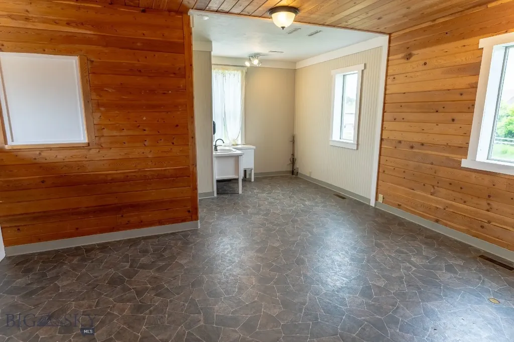 3 Microwave Hill Road Montana City MT 59634