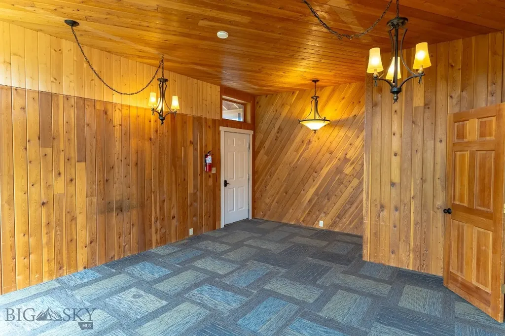 3 Microwave Hill Road Montana City MT 59634