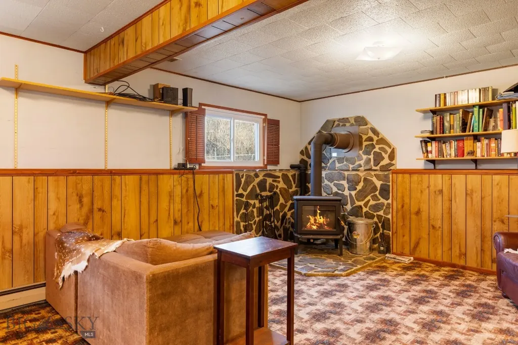 203 Chestnut Livingston MT 59047