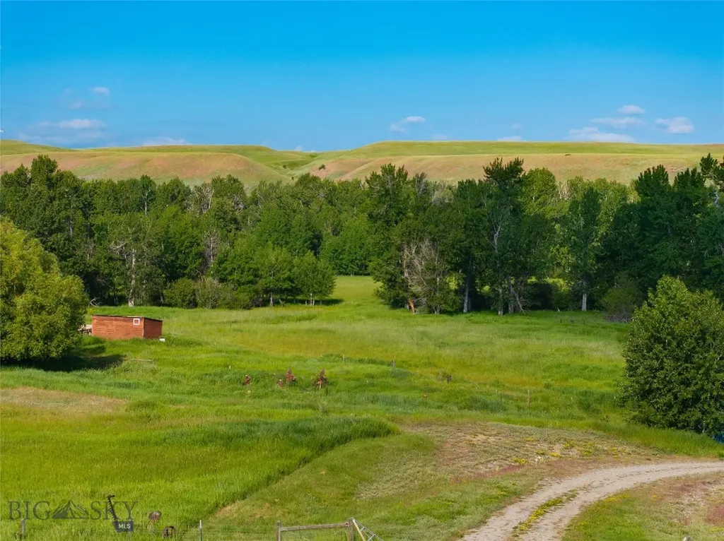 2825 & 2830 Highway 78 S Absarokee MT 59001