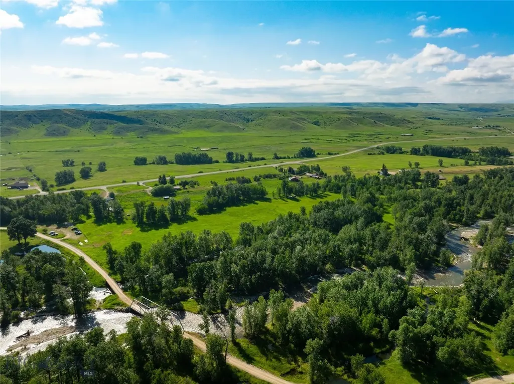 2825 & 2830 Highway 78 S Absarokee MT 59001