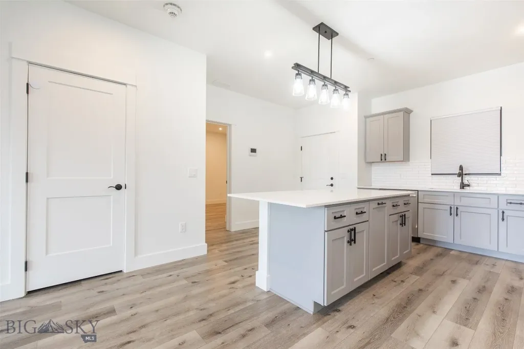 1704 W Lincoln Bozeman MT 59715