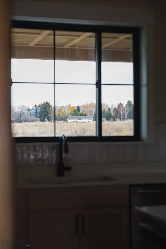 16 Cowen Lane Bozeman MT 59718